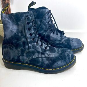 Dr. Martens Pascal Boots Tie Dye Blue Black Women’s Size 9